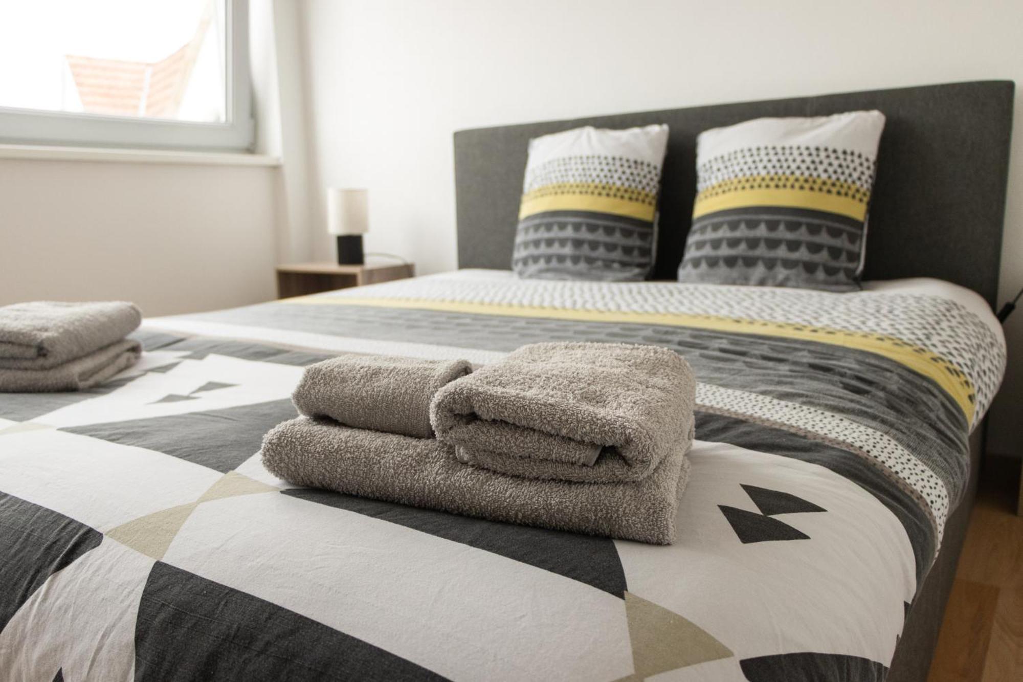 Renove 10 Minutes A Pied Du Coeur De Apartment *