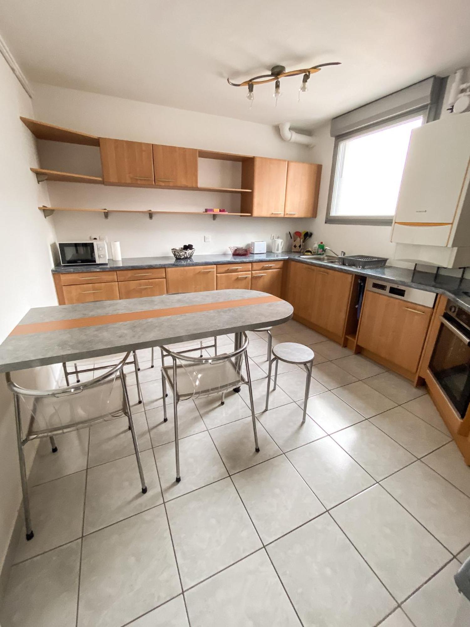 Renove 10 Minutes A Pied Du Coeur De Apartment